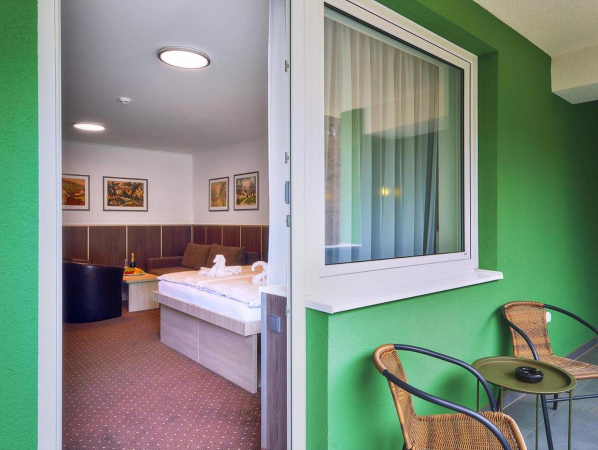 Pirkenhammer Wellness Hotel Green Paradise מראה חיצוני תמונה