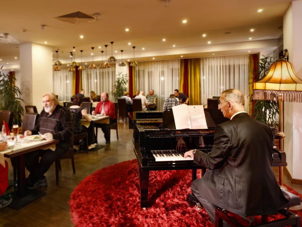 Pirkenhammer Wellness Hotel Green Paradise מראה חיצוני תמונה